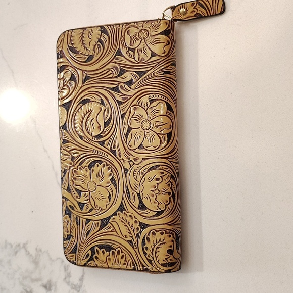 Floral Embossed Zip Around Wallet Tan Dark Brown Background Multiple Card Slots - Picture 2 of 6